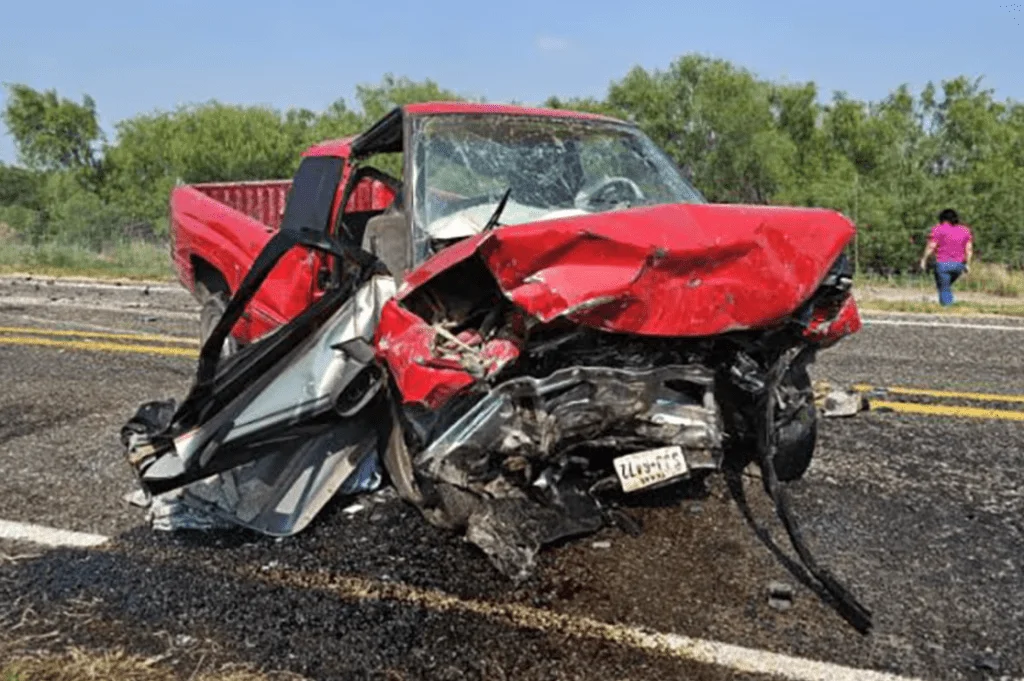 Seven Dead, Two Injured After Head-On Collision in Carrizo Springs
